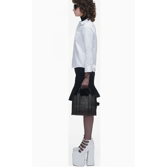 Marc Jacobs Women's The Small Tote Grainy Leather Bag Black OS - Picture 3 of 16